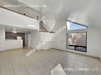 5675 N Camino Esplendora in Tucson, AZ - Building Photo - Building Photo