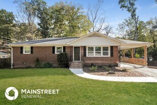 6208 King George Dr in Charlotte, NC - Building Photo