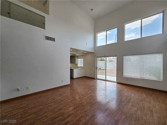 728 Ribbon Grass Ave in Las Vegas, NV - Building Photo - Building Photo