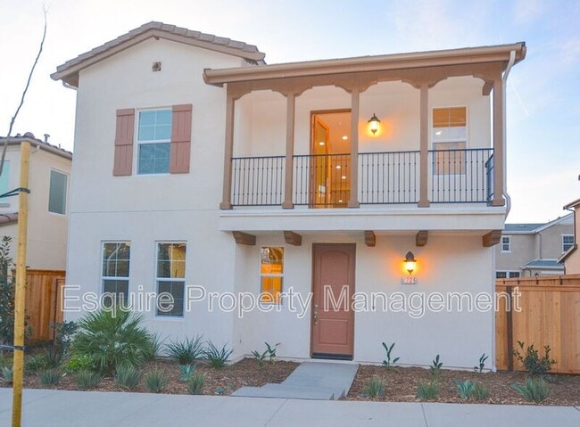 property at 2725 Navajo St