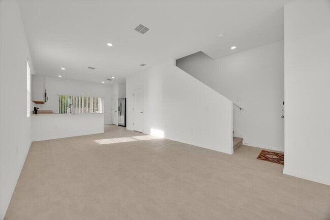3045 Skyline Lp in Kissimmee, FL - Building Photo - Building Photo