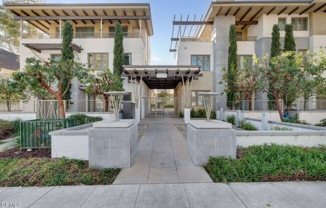 property at 239 S Marengo Ave