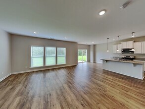 449 Hager Lake Rd in Mooresville, NC - Building Photo - Building Photo