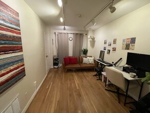 3242 Jones Ct NW in Washington, DC - Building Photo - Building Photo