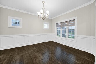 2111 Easton Park Dr in Chesterton, IN - Building Photo - Building Photo