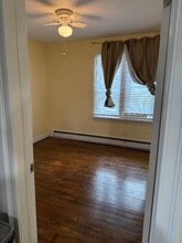 191-27 116th Ave in Queens, NY - Building Photo - Building Photo