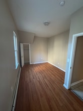 39 Silver St, Unit #1F in Norwich, NY - Building Photo - Building Photo