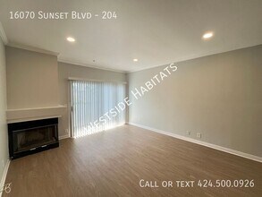 16070 W Sunset Blvd in Los Angeles, CA - Building Photo - Building Photo