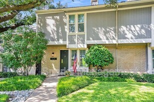 7615 Woodthrush Dr in Dallas, TX - Building Photo