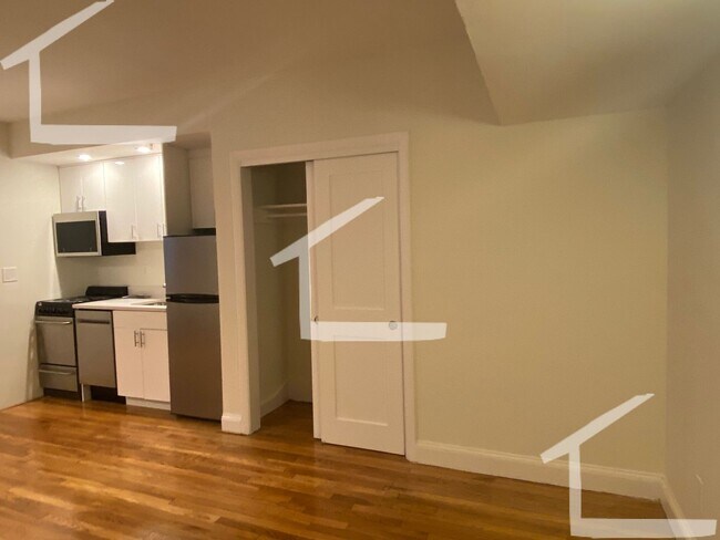 529 Beacon St in Boston, MA - Building Photo - Building Photo