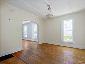 427 East Ave in Watertown, NY - Building Photo - Building Photo