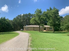 3204 Casey Springs Rd