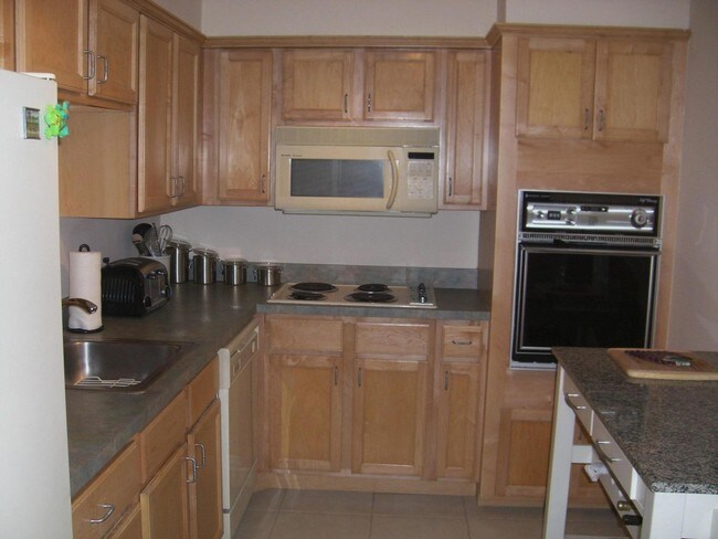 2851 S Ocean Blvd-Unit -L-2 in Boca Raton, FL - Building Photo - Building Photo