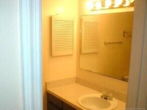 513 Woodberry Cir in Raeford, NC - Building Photo - Building Photo