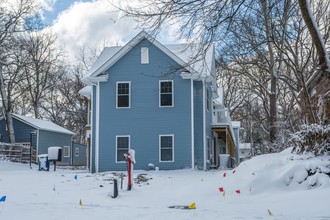 Coleman Tay transitional Homes in Kent, OH - Foto de edificio - Building Photo