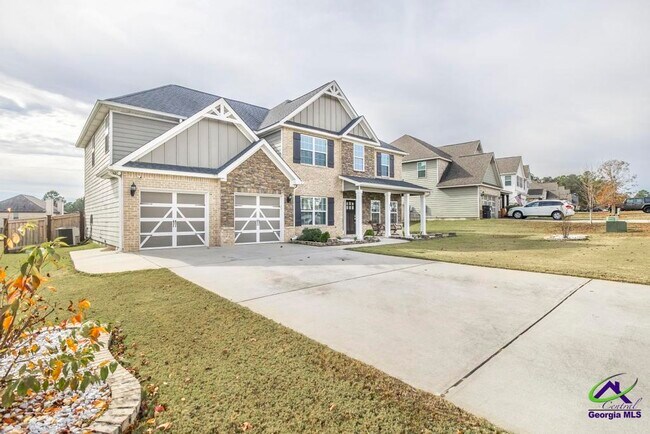 421 Newport Ave in Kathleen, GA - Building Photo - Building Photo