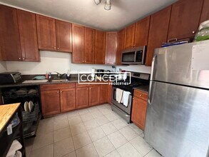 878 Huntington Ave, Unit 3 in Boston, MA - Building Photo - Building Photo