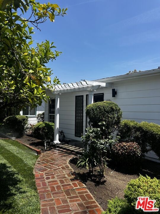 4232 Sunnyslope Ave in Los Angeles, CA - Building Photo - Building Photo