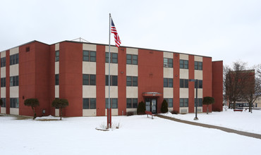 Academy Square Apartments in Utica, NY - Building Photo - Building Photo