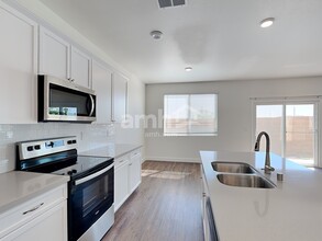 6030 Theodore St in North Las Vegas, NV - Building Photo - Building Photo