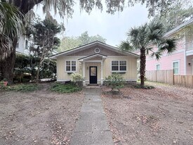 1010 12th St in Port Royal, SC - Building Photo