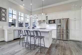 8610 Green Kolbe Ln in Houston, TX - Building Photo - Building Photo