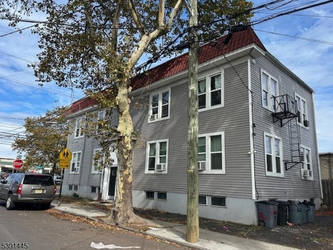 730-732lidgerwood Ave in Elizabeth, NJ - Building Photo - Building Photo