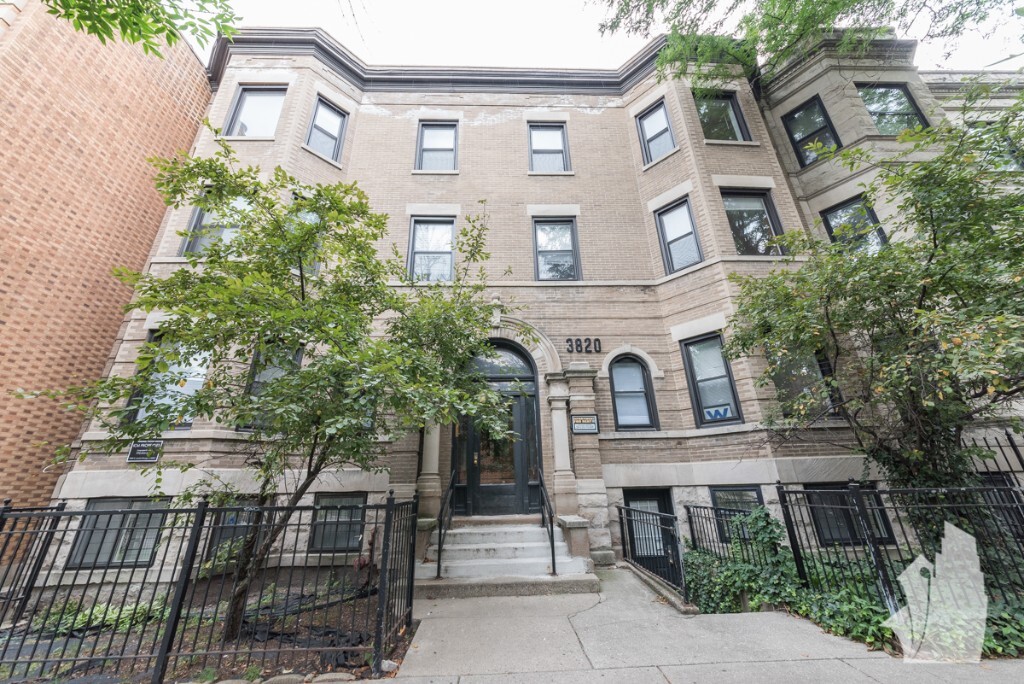 3818 N Sheffield Ave, Unit #  03 in Chicago, IL - Foto de edificio