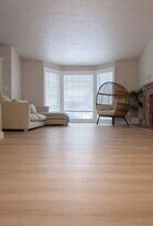 7104 N Deschutes Dr in Spokane, WA - Building Photo