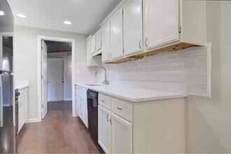210 Arrowhead Trail in Porter, IN - Building Photo - Building Photo