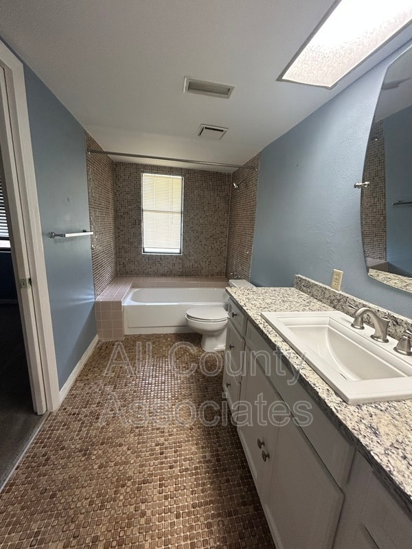 504 S Florida Ave in Tarpon Springs, FL - Building Photo - Building Photo