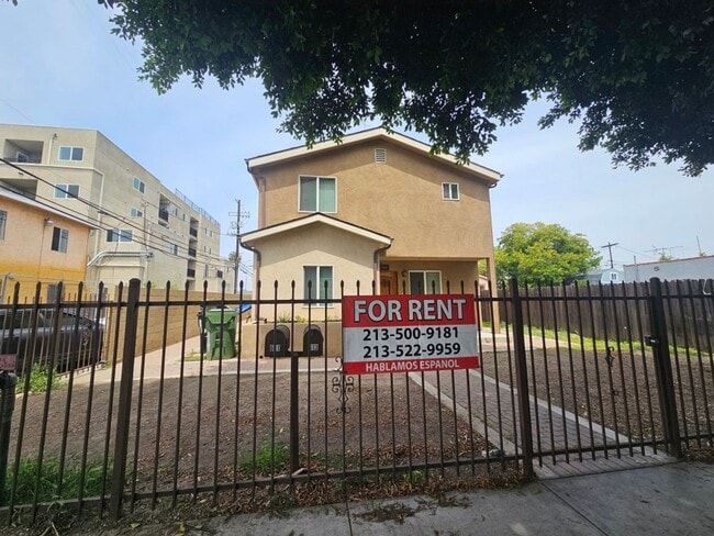 property at 611 E 75th St