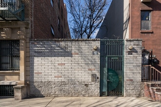 709 Lafayette Ave in Brooklyn, NY - Building Photo - Building Photo