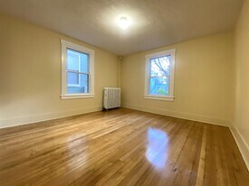 153 Hamilton St in Cambridge, MA - Building Photo