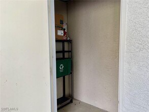 10738 William Ct in Naples, FL - Foto de edificio - Building Photo