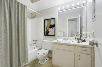 4001 Georgetown Dr in Metairie, LA - Building Photo - Building Photo