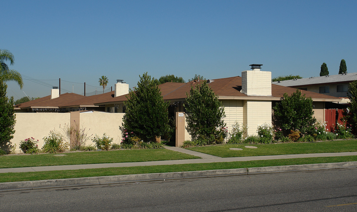 9881 Central Ave in Garden Grove, CA - Building Photo