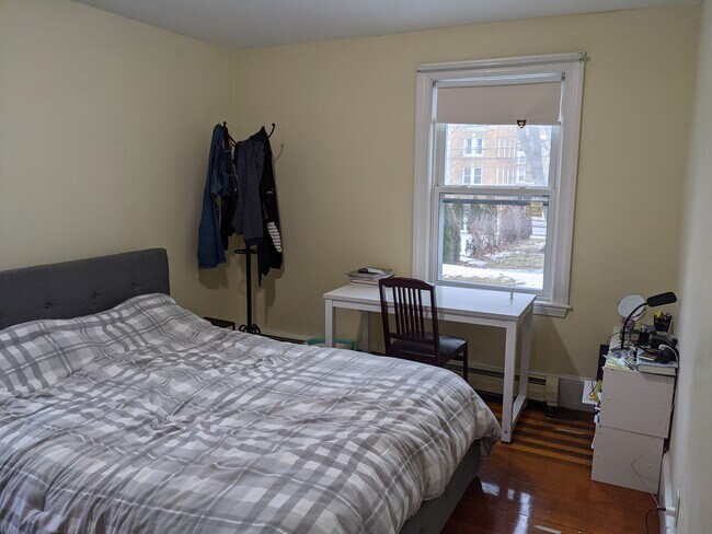 464 Highland Ave in Malden, MA - Foto de edificio - Building Photo