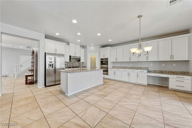 property at 7176 Summer Grove Ave