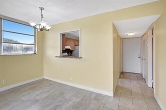 406 NW 68th Ave, Unit 217 in Plantation, FL - Foto de edificio - Building Photo