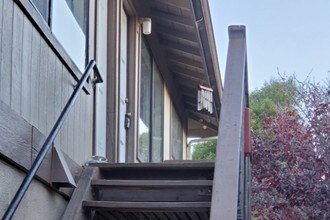 13 Monte Vista Dr, Unit Monte Vista in Monterey, CA - Building Photo - Building Photo