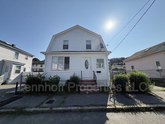 property at 526 Concord St