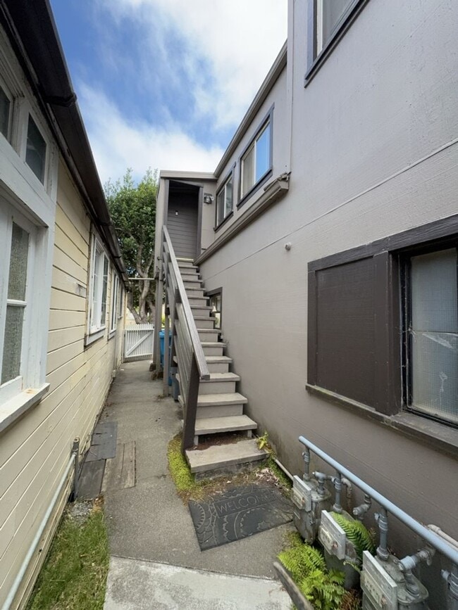 property at 1926-1940 J St