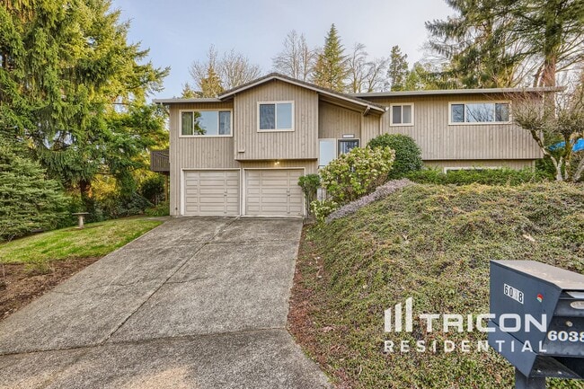 6038 SE Alderhill Loop in Milwaukie, OR - Building Photo - Building Photo