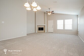 1253 Flower Ridge Dr in Lancaster, TX - Building Photo - Building Photo