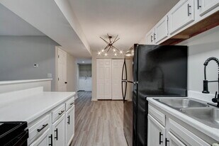 The Latitude Apartments in Muncie, IN - Building Photo