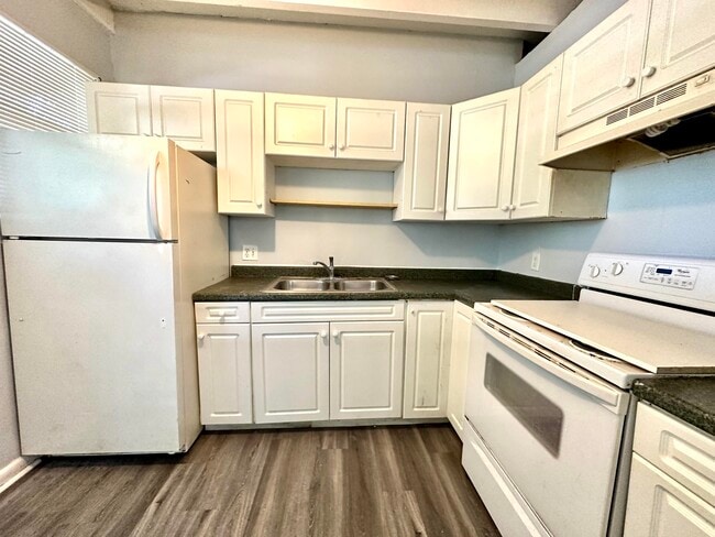 527 48th St in West Palm Beach, FL - Building Photo - Building Photo