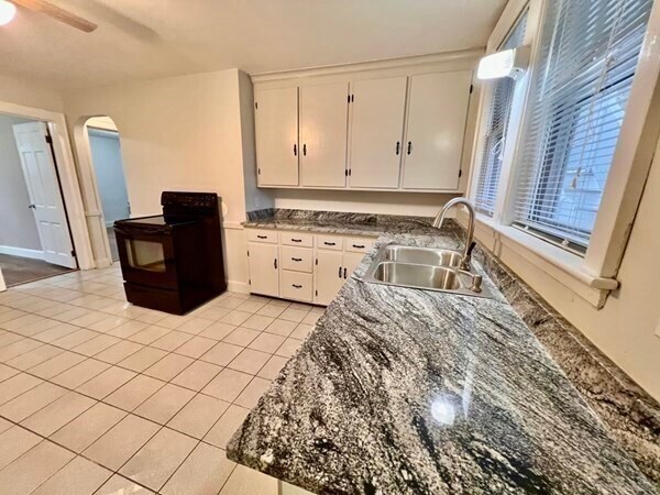 20 Randall Ave-Unit -1 in Weymouth, MA - Building Photo