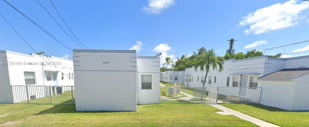 632 NE 85th St in Miami, FL - Building Photo