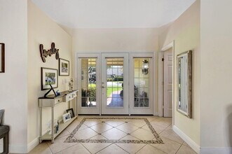 10420 SE Jupiter Narrows Dr in Hobe Sound, FL - Building Photo - Building Photo